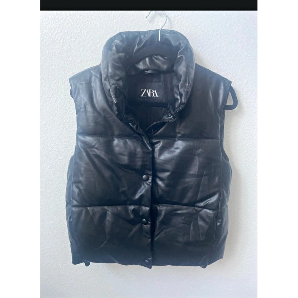 Zara Women's Black Faux Leather Puffer Vest Quilted Sleeveless Snap Buttons XS